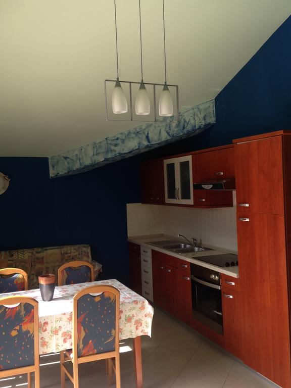 Apartments Villa Kristina Pula Kamer foto